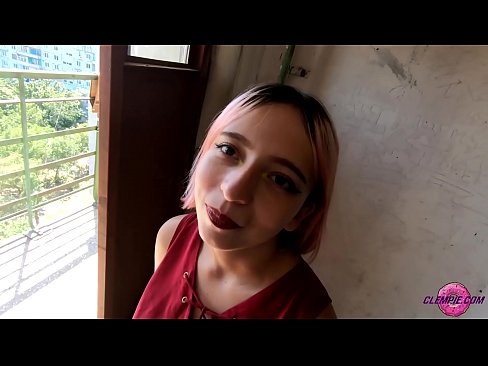 ❤️ شاگرد سينوئل چوسي ٿو هڪ اجنبي کي ٻاهر جي پوئتي ۾ - هن جي منهن تي ❤️  ❌️❤